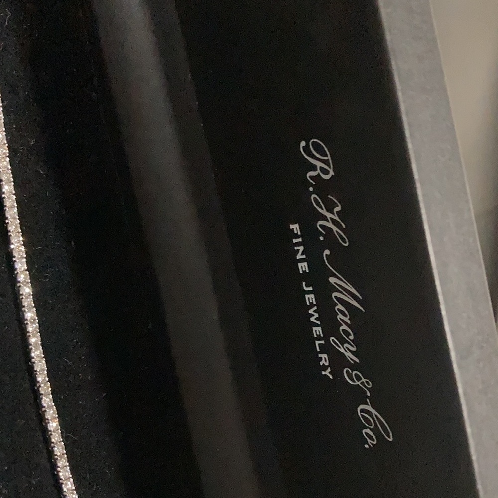 Diamond bracelet - Picture 5 of 6